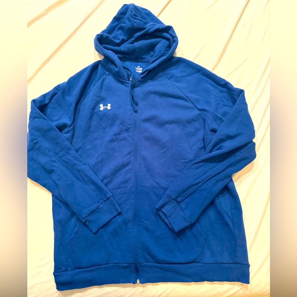 Under Armour men’s xl blue zippered hoodie.